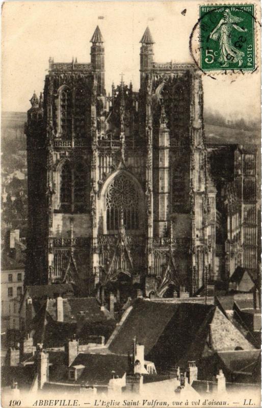 Carte postale ancienne Abbeville Eglise Saint-Vulfran à Abbeville