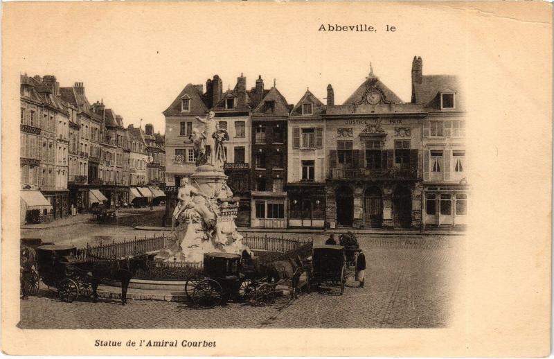 Carte postale ancienne Abbeville Statue de l'Amiral Courbet à Abbeville