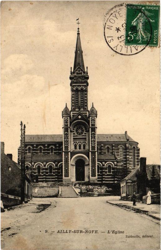 Carte postale ancienne Ailly sur Noye eglise à Ailly-sur-Noye