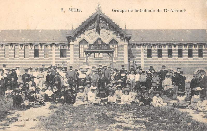 Carte postale ancienne Mers - Groupe De La Colonie Du 17e Arrondissement