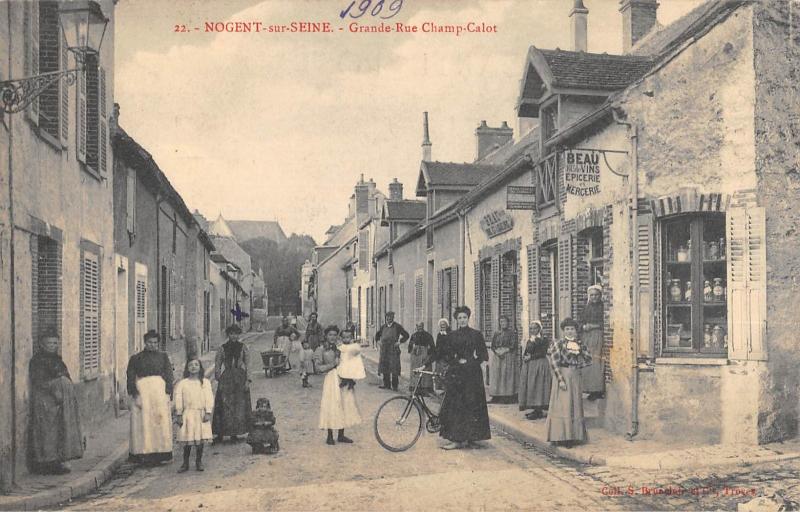 Carte postale ancienne Nogent Sur Seine - Grande Rue Champ Calot à Nogent-sur-Seine