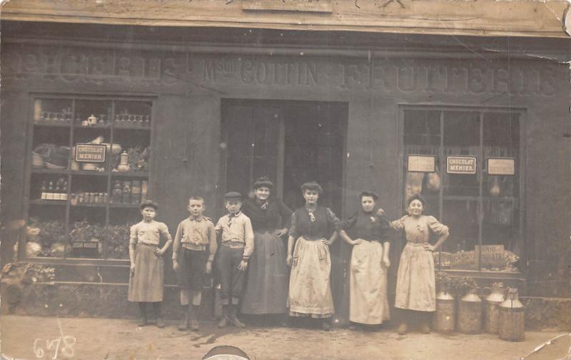 Carte postale ancienne Versailles - Carte Photo - Epicerie Maison Cottin - Fruiterie à Versailles