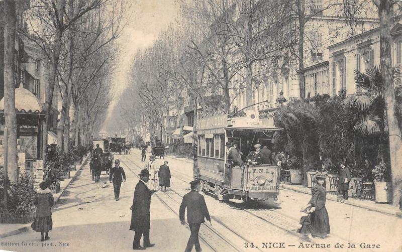 Carte postale ancienne Nice - Avenue De La Gare à Nice