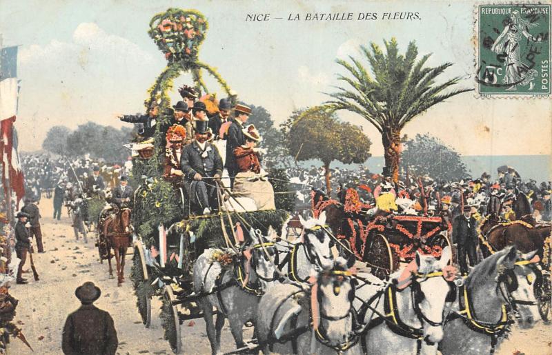 Carte postale ancienne Nice - La Bataille Des Fleurs à Nice