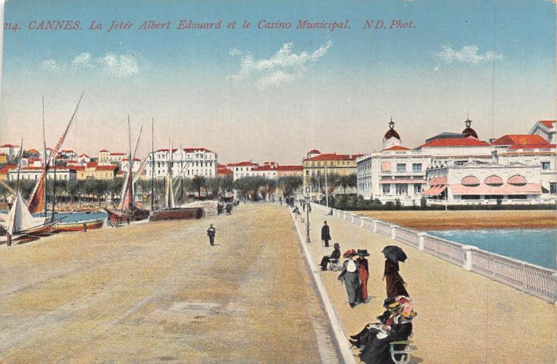 Carte postale ancienne Cannes - La Jetee Albert Edouard à Cannes