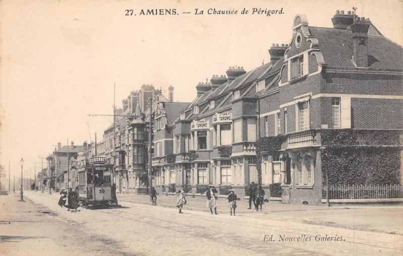 Carte postale ancienne Amiens - La Chaussee De Perigord à Amiens