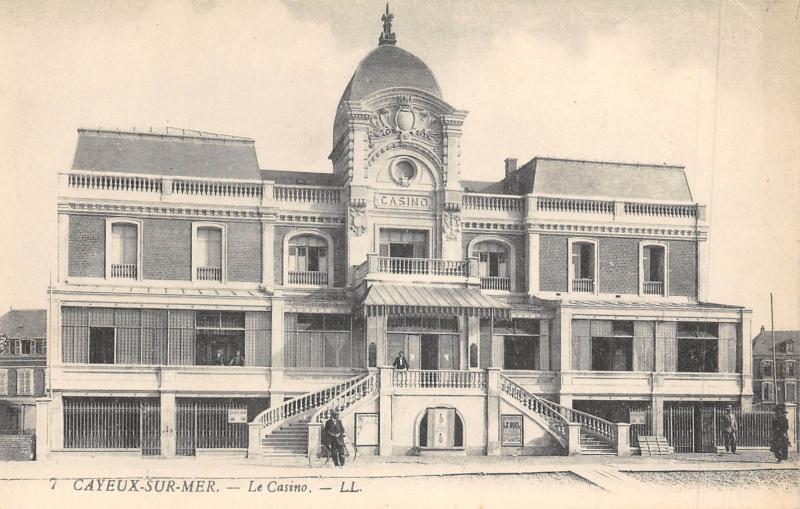 Carte postale ancienne Cayeux Sur Mer - Le Casino à Cayeux-sur-Mer