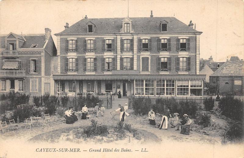Carte postale ancienne Cayeux Sur Mer - Grand Hotel Des Bains à Cayeux-sur-Mer