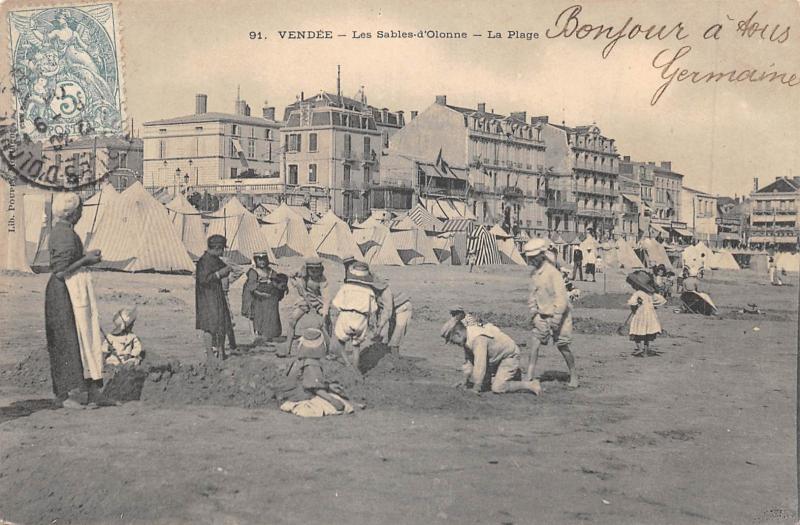 Carte postale ancienne Vendee - Les Sables D'Olonne - La Plage aux Sables-d'Olonne
