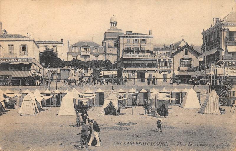 Carte postale ancienne Les Sables D'Olonne - Place Du Minage aux Sables-d'Olonne