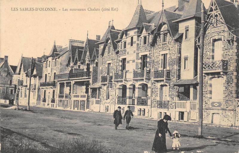 Carte postale ancienne Les Sables D'Olonne - Les Nouveaux Chalets - Cote Est aux Sables-d'Olonne