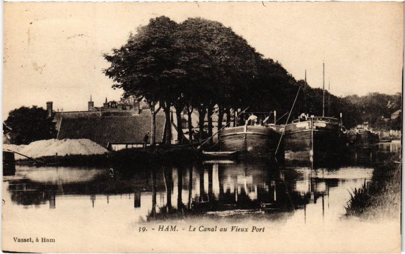 Carte postale ancienne Ham le Canal au vieux port