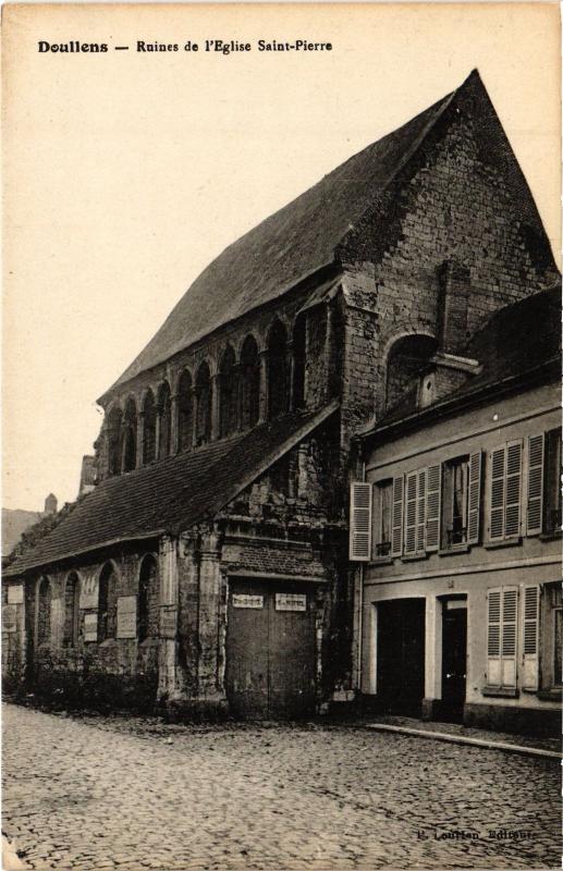 Carte postale ancienne Doullens Ruines de l'eglise à Doullens