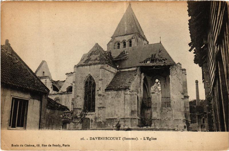 Carte postale ancienne Davenescourt eglise à Davenescourt