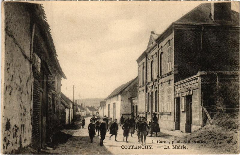 Carte postale ancienne Cottenchy la Mairie à Cottenchy