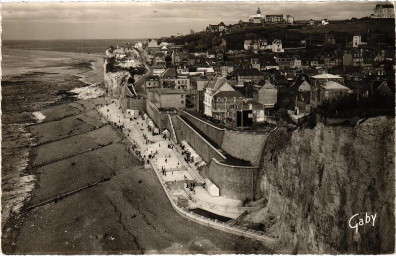 Carte postale ancienne Ault vue generale