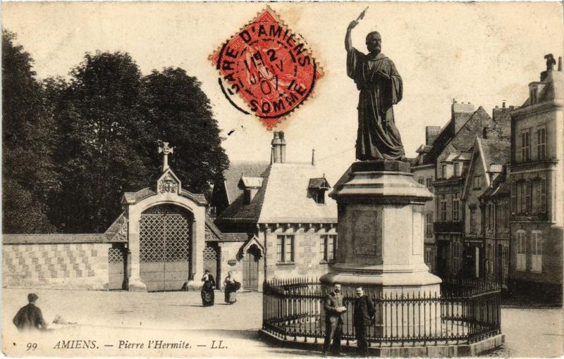 Carte postale ancienne Amiens Pierre l'Hermite à Amiens