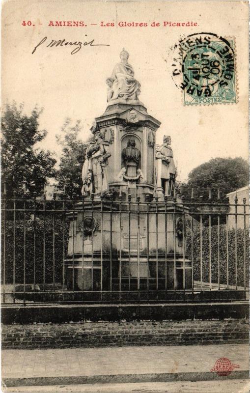 Carte postale ancienne Amiens Les Gloires de Picardie à Amiens