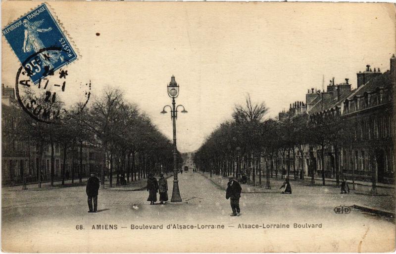Carte postale ancienne Amiens Boulevard d'Alsace Lorraine à Amiens