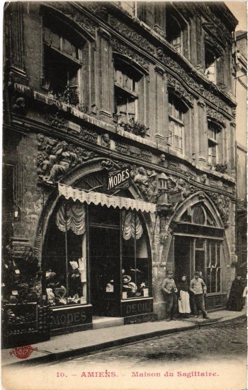 Carte postale ancienne Amiens Maison du Sagittaire à Amiens