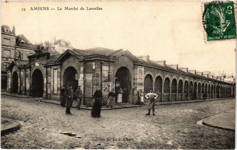 Carte postale ancienne Amiens marche de Lanselles à Amiens