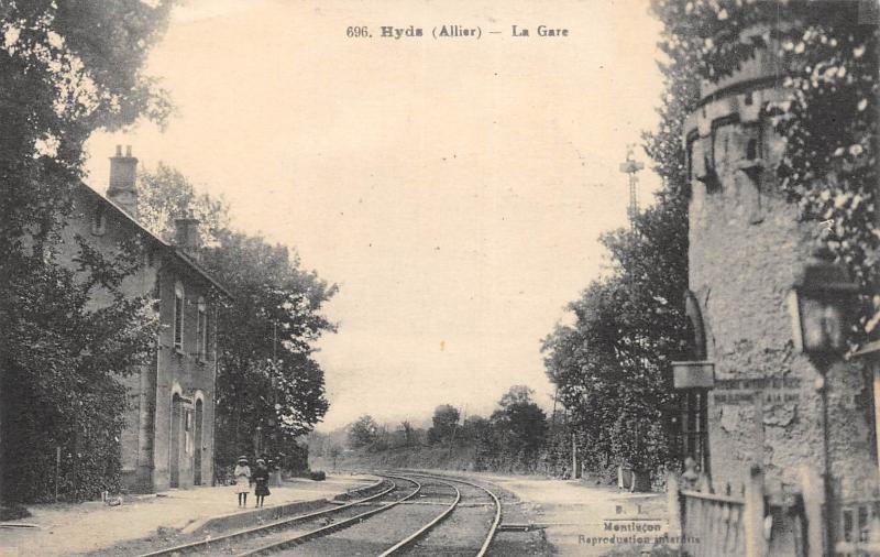 Carte postale ancienne Hyde - La Gare