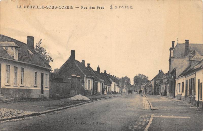 Carte postale ancienne La Neuville Sous Corbie - Rue Des Pres à Corbie