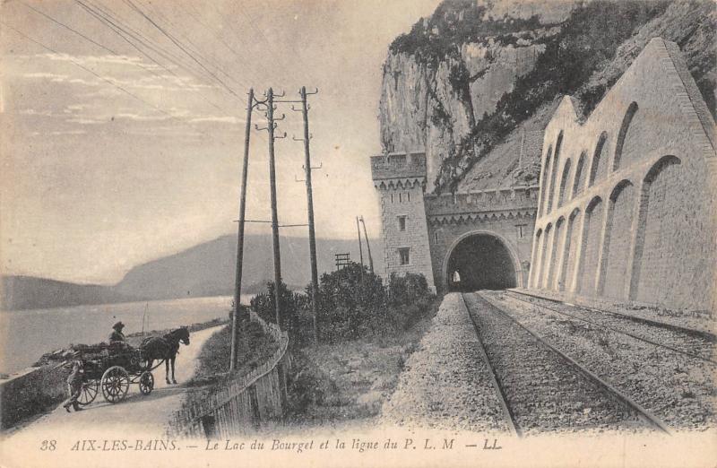 Carte postale ancienne Aix Les Bains - Le Lac Du Bourget Et La Ligne Du P.L.M. à Aix-les-Bains
