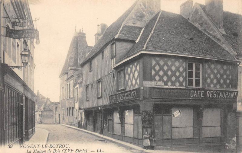 Carte postale ancienne Nogent Le Rotrou - La Maison De Bois à Nogent-le-Rotrou