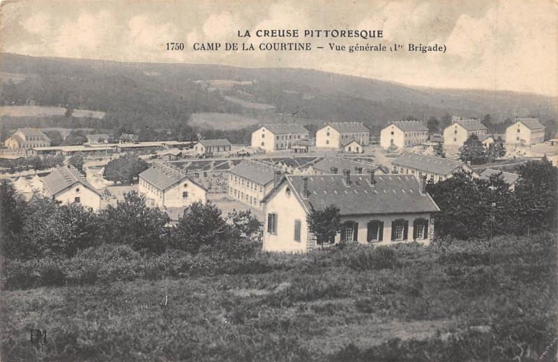 Carte postale ancienne Camp De La Courtine - Vue Generale - 1ERE Brigade à La Courtine