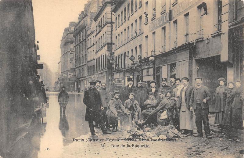 Carte postale ancienne Paris - Les Inondations 1910 - Rue De La Roquette à Paris