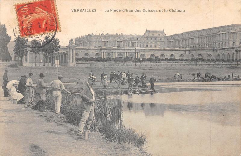 Carte postale ancienne Versailles - La Piece D'Eau Des Suisses Et Le Chateau à Versailles