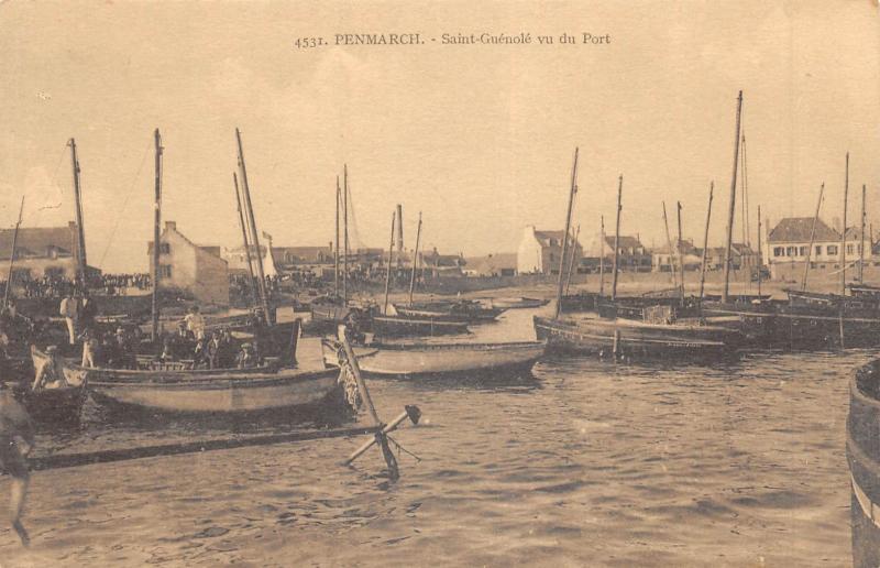 Carte postale ancienne Penmarch - Saint Guenole Vu Du Port à Penmarch