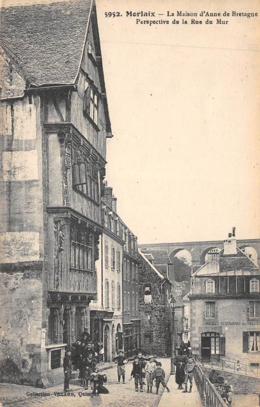 Carte postale ancienne Morlaix - Perspective Rue Du Mur à Morlaix