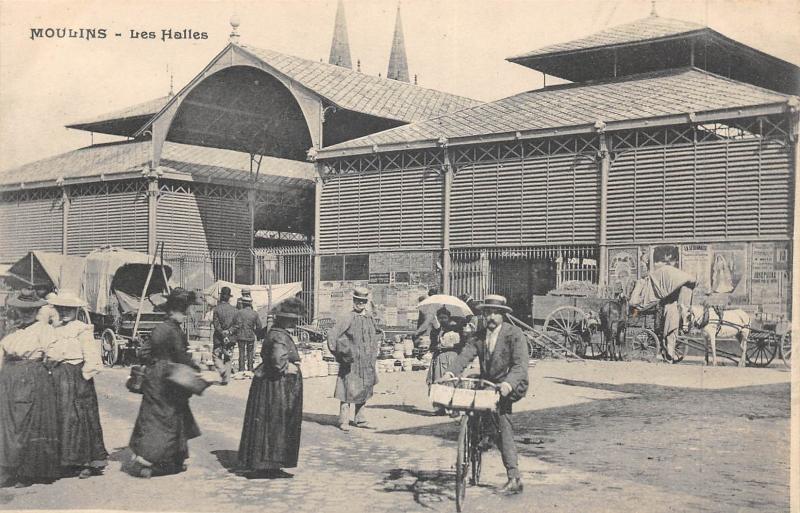 Carte postale ancienne Moulins - Les Halles à Moulins