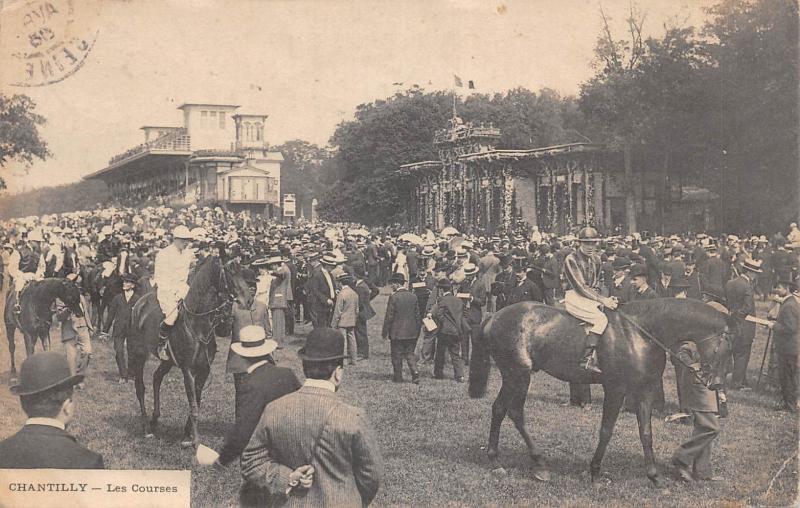 Carte postale ancienne Chantilly - Les Courses à Chantilly