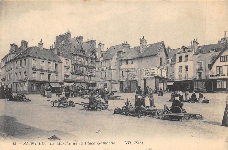Carte postale ancienne Saint Lo - Le Marche De La Place Gambetta à Saint-Lô