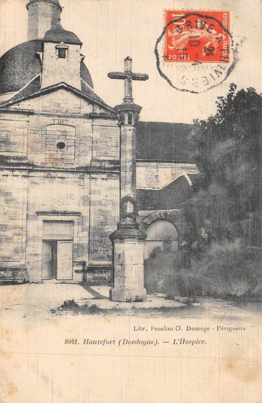 Carte postale ancienne Hautefort - Hospice - cpa toilée à Hautefort