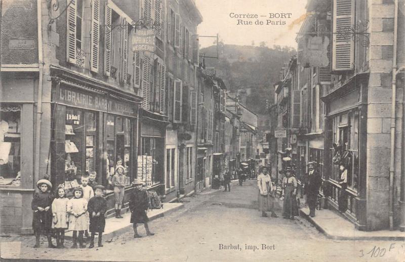 Carte postale ancienne Bort - Rue De Paris
