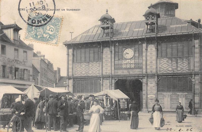 Carte postale ancienne Sens - Le Marche Du Vendredi à Sens