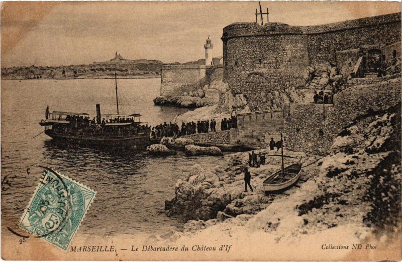Carte postale ancienne Marseille Debarcadere du Chateau d'If à Marseille