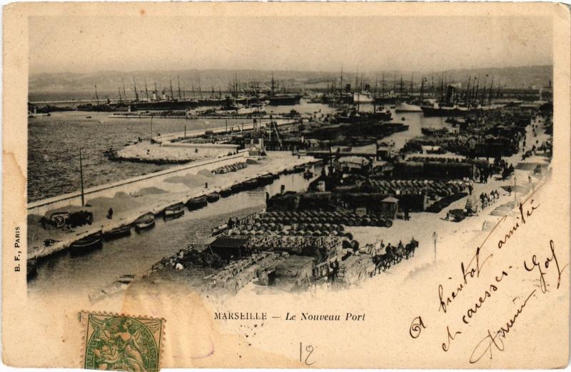 Carte postale ancienne Marseille le port à Marseille
