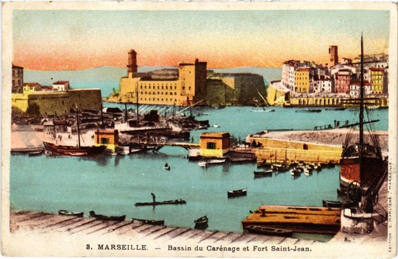 Carte postale ancienne Marseille Bassin du Carenage à Marseille