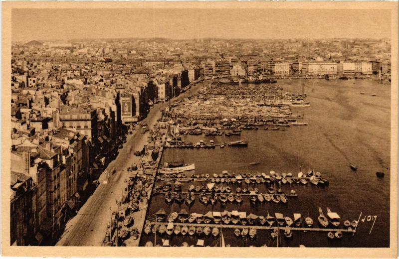 Carte postale ancienne Marseille le vieux port à Marseille