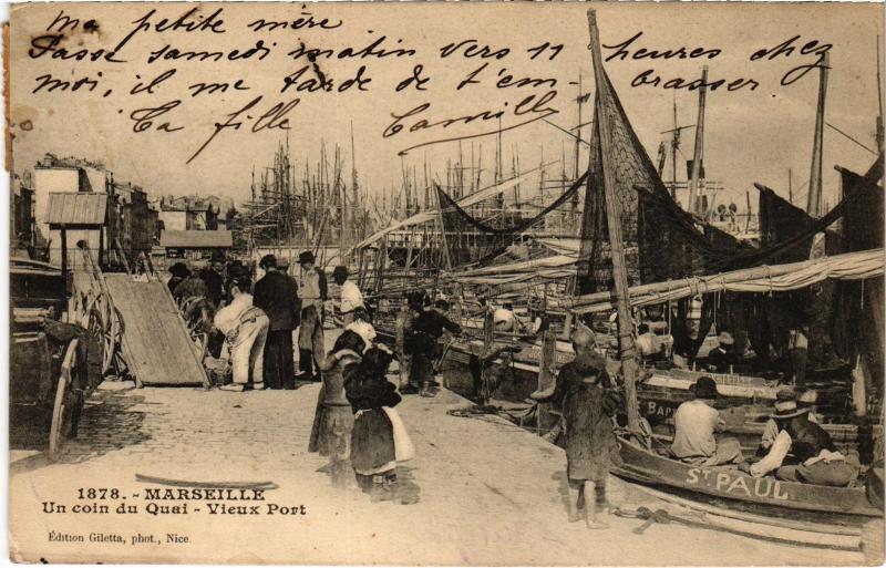 Carte postale ancienne Marseille un coin du Quai à Marseille