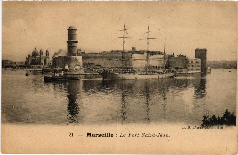 Carte postale ancienne Marseille Fort Saint-Jean à Marseille