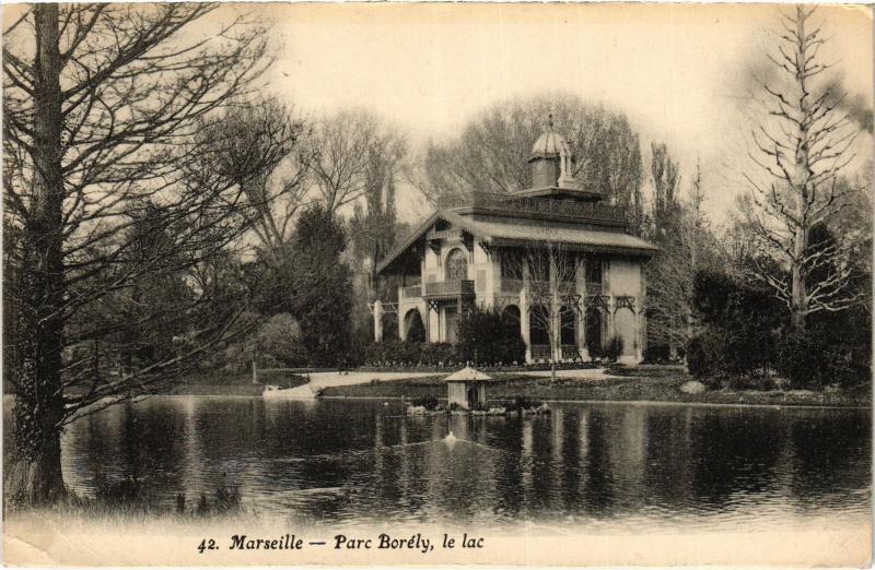 Carte postale ancienne Marseille Parc Borely le lac à Marseille