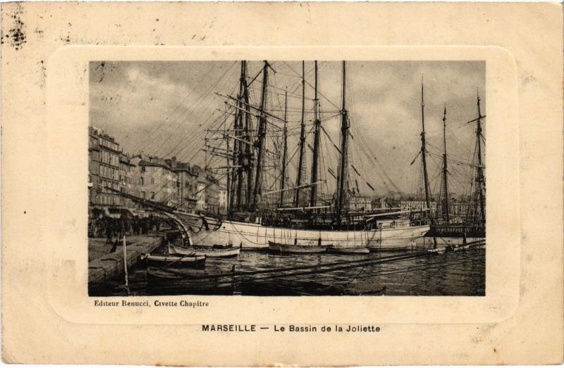 Carte postale ancienne Marseille Bassin de la Joliette à Marseille