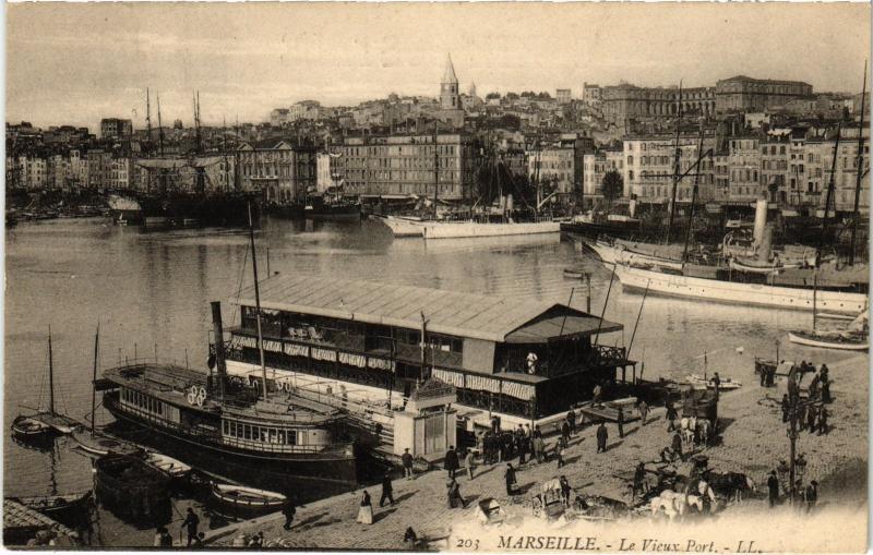 Carte postale ancienne Marseille le vieux port à Marseille