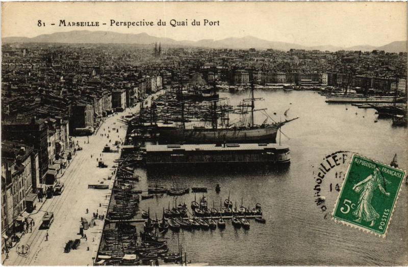 Carte postale ancienne Marseille perspective du Quai du Port à Marseille